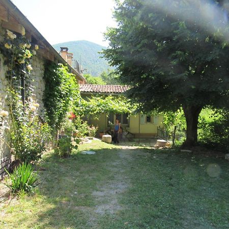 Bed and Breakfast Le Moulin Pradelle Экстерьер фото