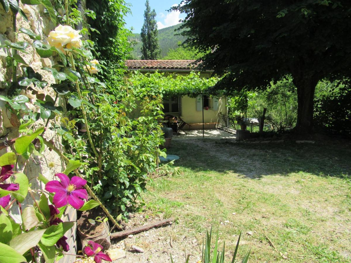 Bed and Breakfast Le Moulin Pradelle Экстерьер фото